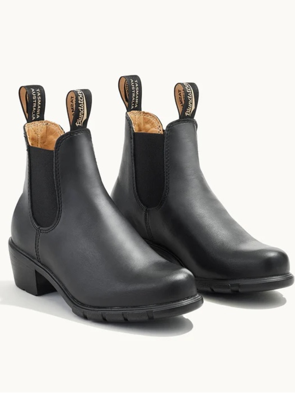 Blundstone Women's Black Leather Chelsea Boot 1671 7